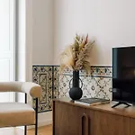 Ando Living - Madalena House リスボン