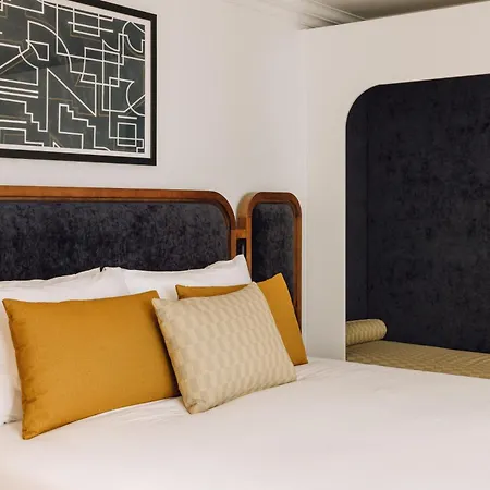 Ando Living - Madalena House リスボン