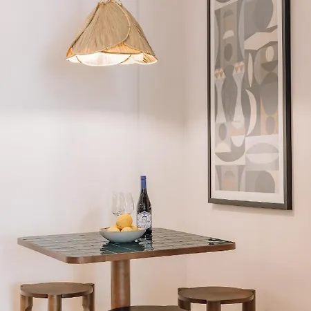 Апартаменти Ando Living - Madalena House Лісабон