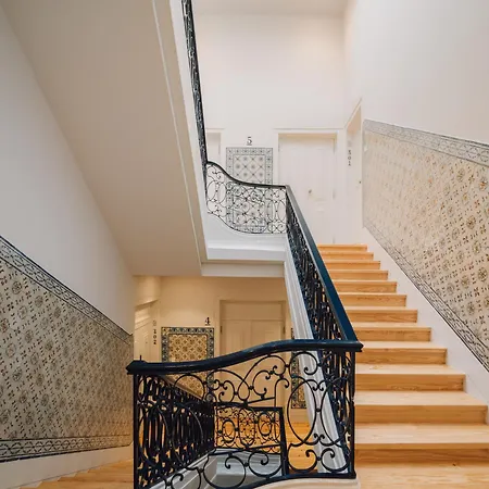 Апартаменти Ando Living - Madalena House Лісабон