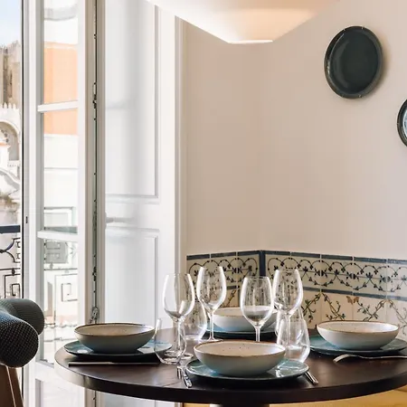 Ando Living - Madalena House 4* Лісабон
